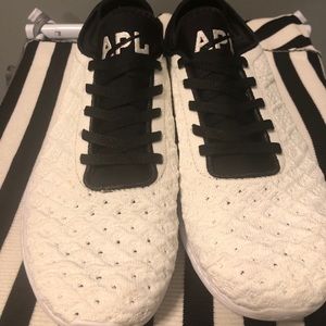 Lululemon APL SHOES